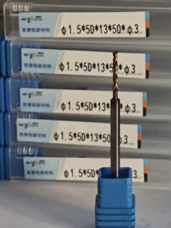 Yüksek performanslı karbid kesme aracı, karbid matkapı, 3 boyutlu matkap / 5 boyutlu matkap, G-dış soğutma maddesini matkap- 5 boyut, Φ1.5 X 5D X 13 X 50 X Φ3mm