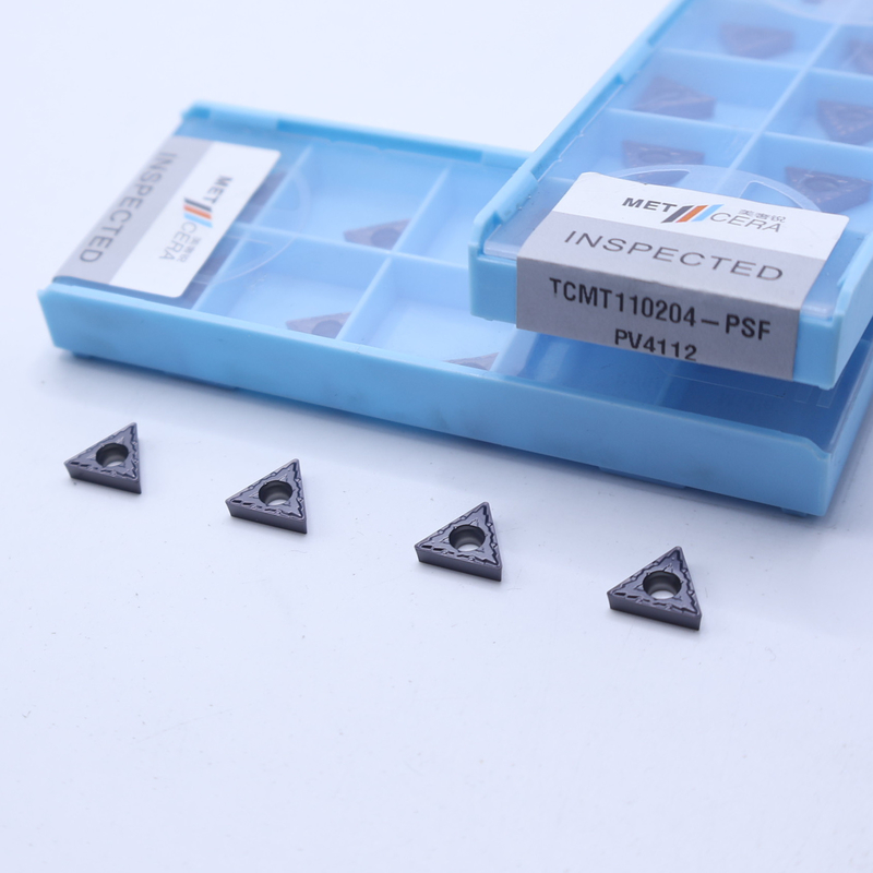 TCMT110204 PVD kaplı PSF bitirme çip kırıcı Gri renk alaşımlı çelik iş parçası