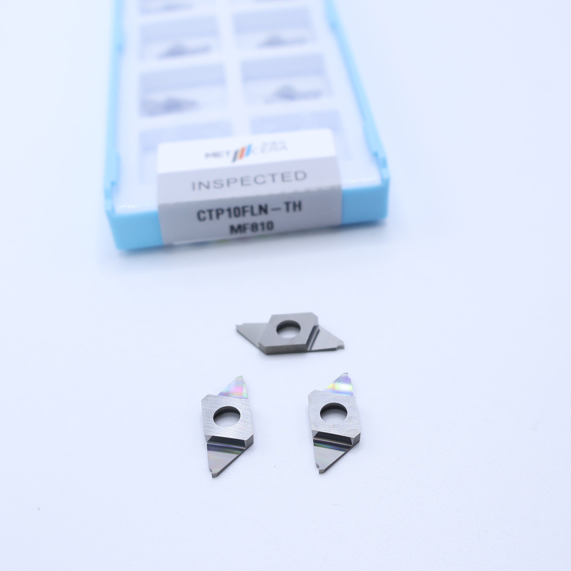 HRA91.8 Sertlik Dökülmemiş CNC Karbid Ekleme Kapatma için CTP Ayrılık Endekslenebilir Eklemler Sol Kesim CTP10FLN-TH
