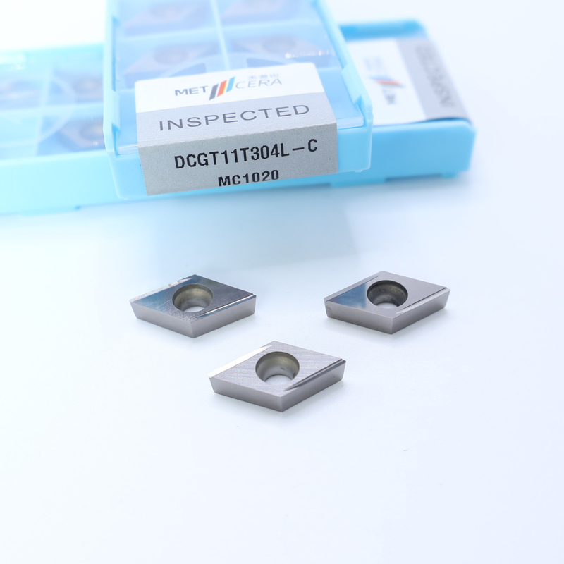 Cermet CNC Dönüştürme Eklemeleri DCGT07 DCGT11 C Bitirme Çip Kırıcı Metal Malzeme Yüksek aşınma direnci Avantajı