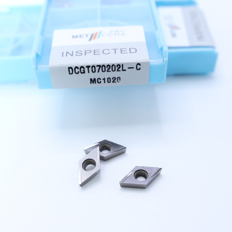 Cermet CNC Dönüştürme Eklemeleri DCGT07 DCGT11 C Bitirme Çip Kırıcı Metal Malzeme Yüksek aşınma direnci Avantajı