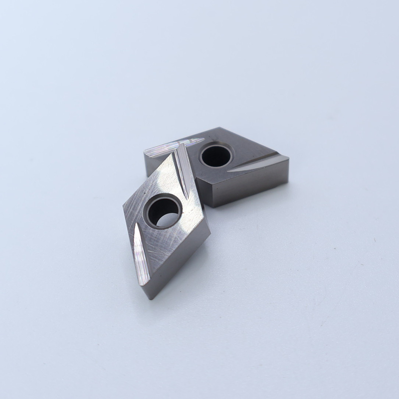 DNGG1104 DNGG11 Cermet CNC Cermet Dönüştürme Eklemeleri, C Dönüştürme Çip Kesicisi ile Dönüştürme Eklemeleri
